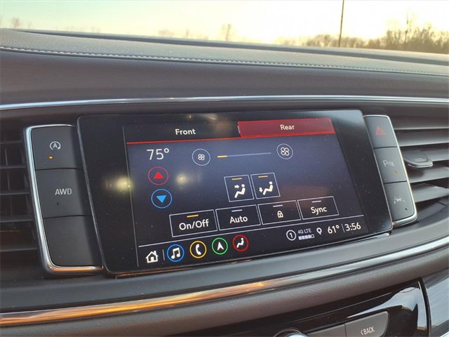 Used 2024 Buick Enclave Premium image 65