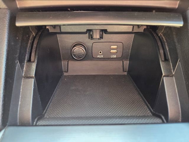 Used 2017 Subaru Outback 2.5i Limited AWD/4WD image 29