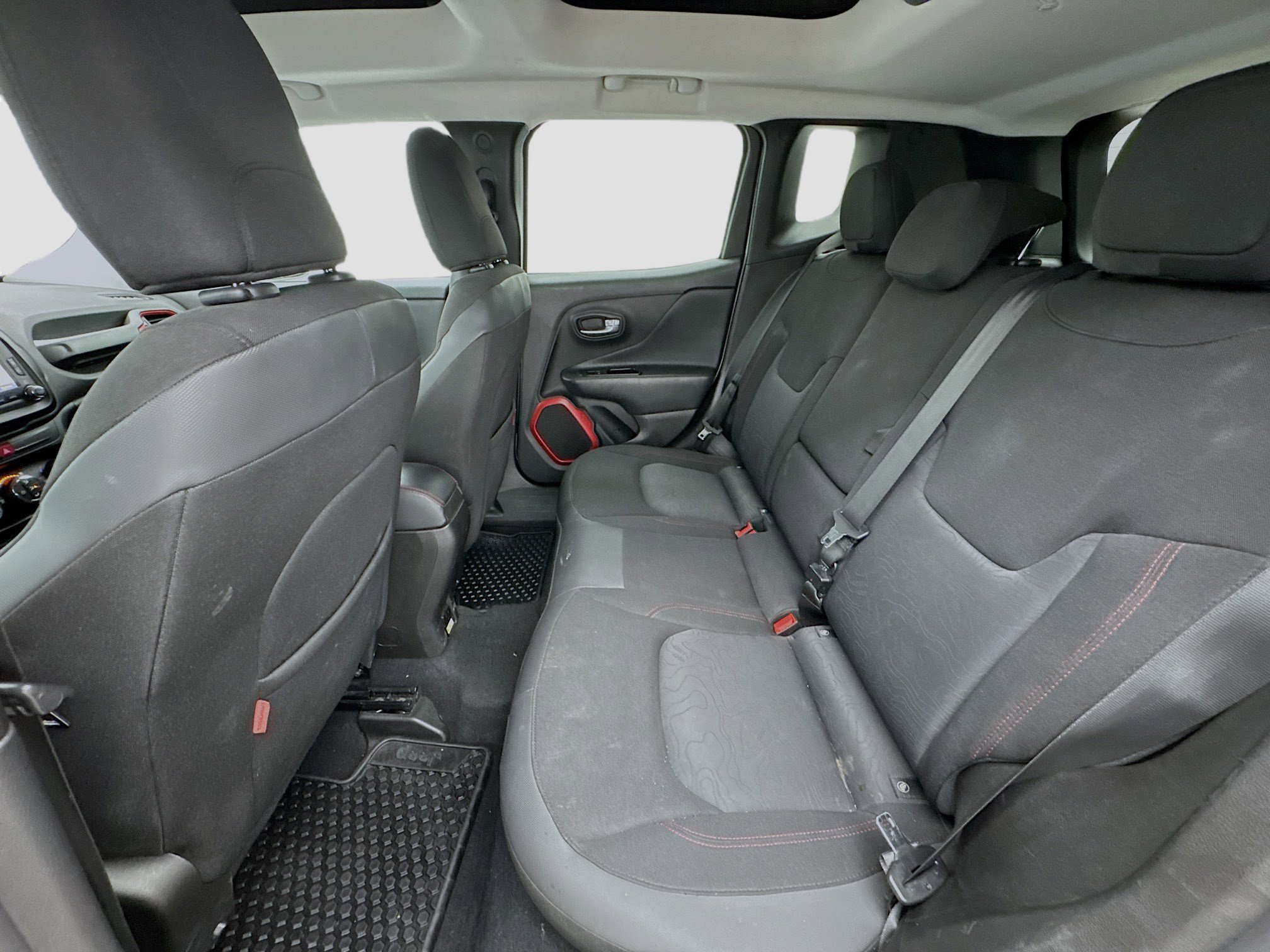 Used 2017 Jeep Renegade Trailhawk image 15