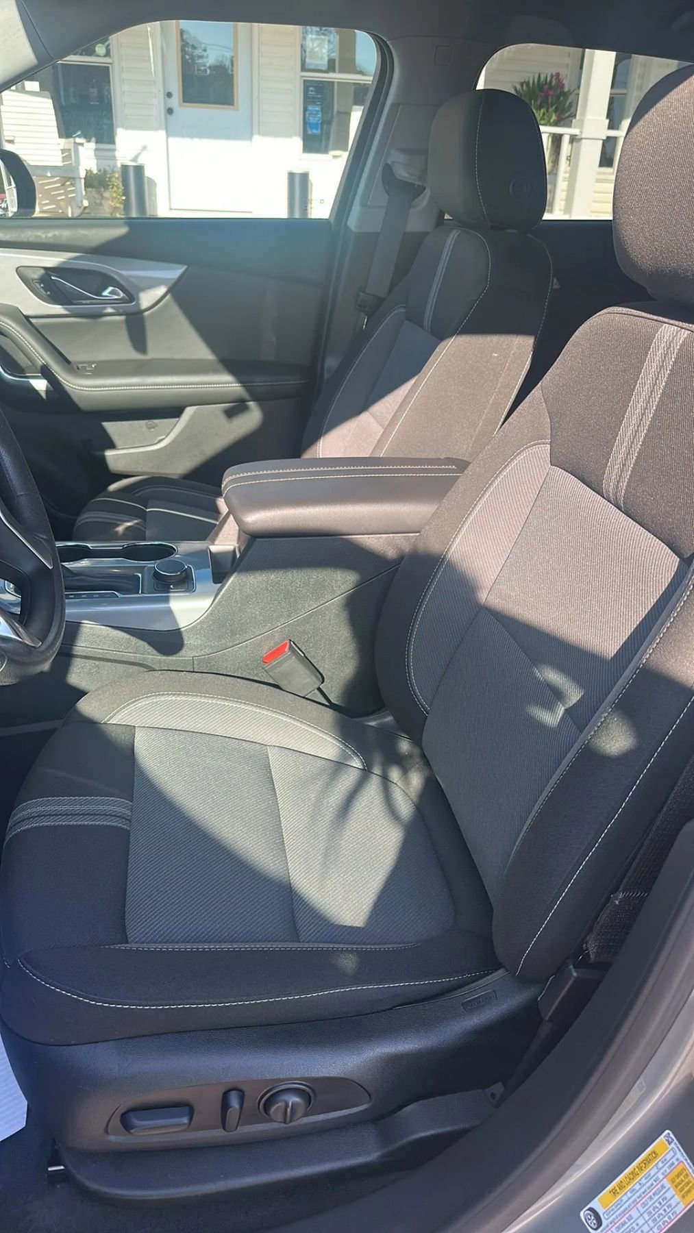 Used 2023 Chevrolet Blazer LT w/ Convenience Package image 11