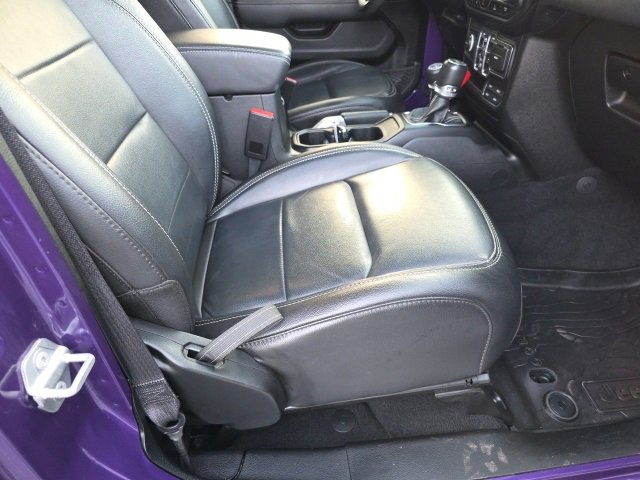 Used 2023 Jeep Wrangler Unlimited Sahara w/ Cold Weather Group image 44