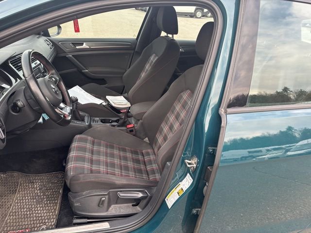 Used 2018 Volkswagen GTI S image 11