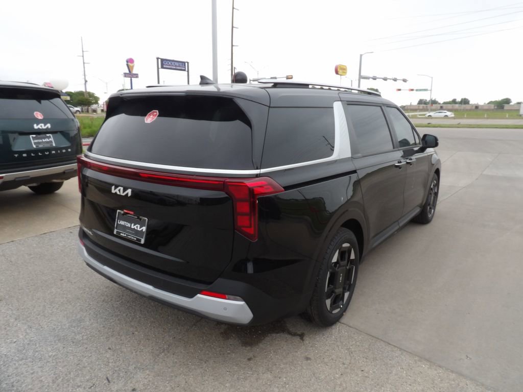 New 2026 Kia Carnival EX FWD image 6