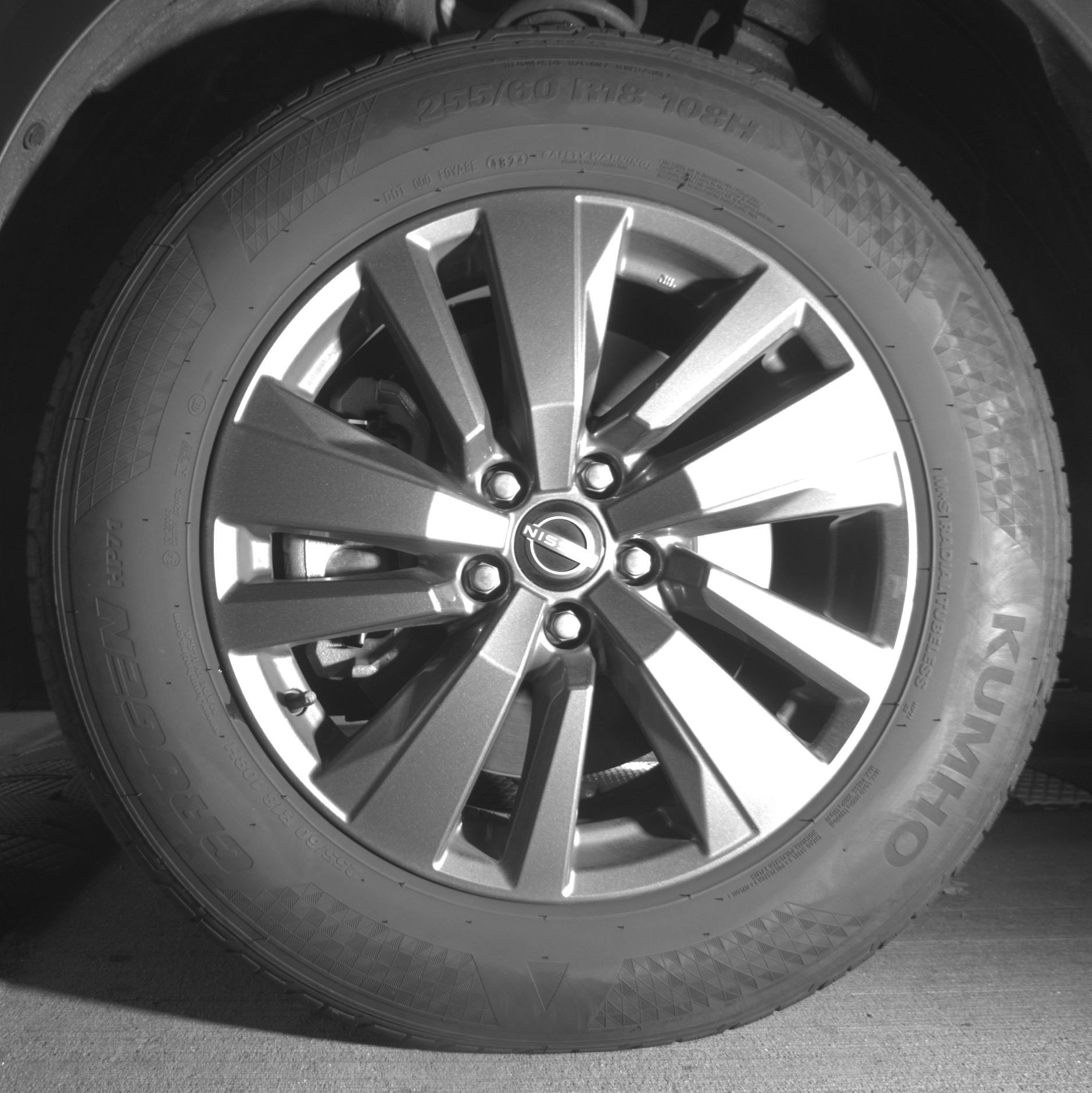 Used 2025 Nissan Pathfinder SV image 12