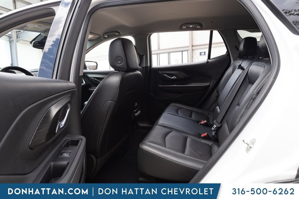 Used 2023 GMC Terrain SLT FWD image 17