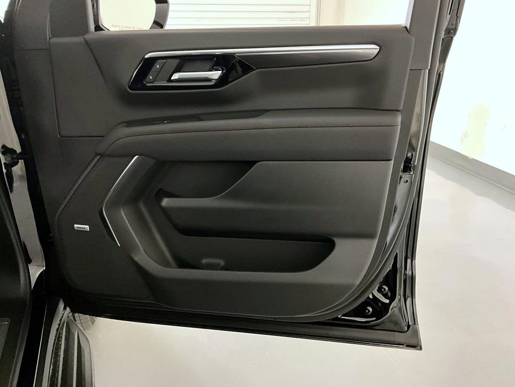 New 2026 Chevrolet Suburban RST w/ Advanced Technology Package image 16