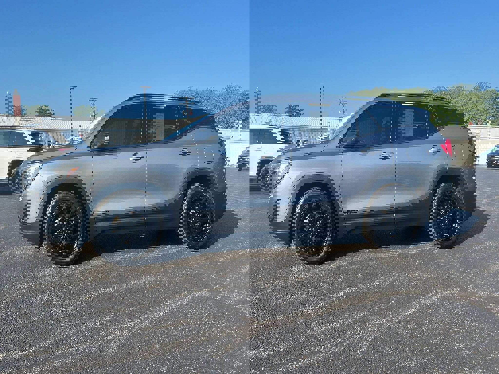 Used 2021 GMC Terrain SLE w/ Driver Convenience Package image 6