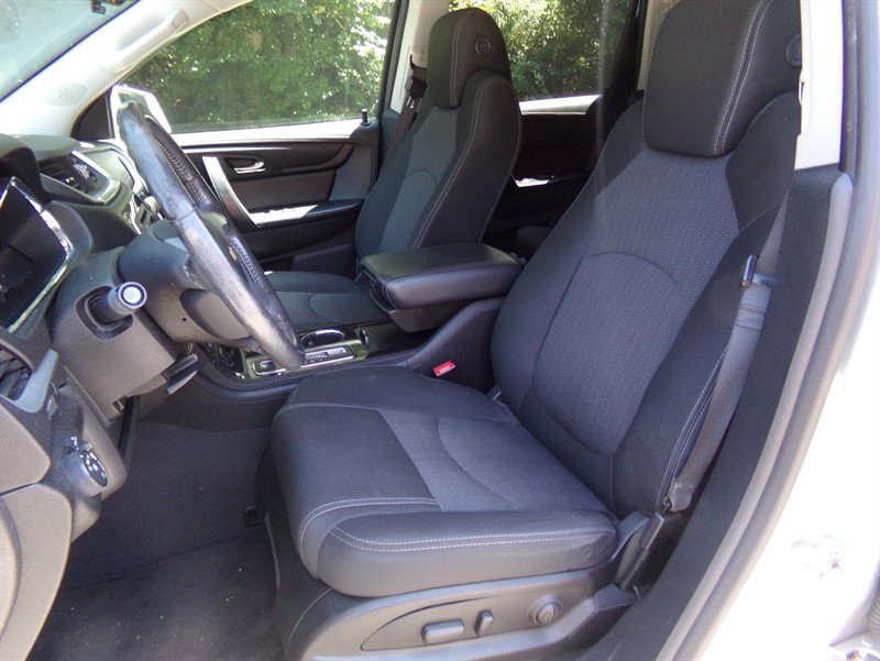 Used 2017 Chevrolet Traverse LT AWD/4WD image 20