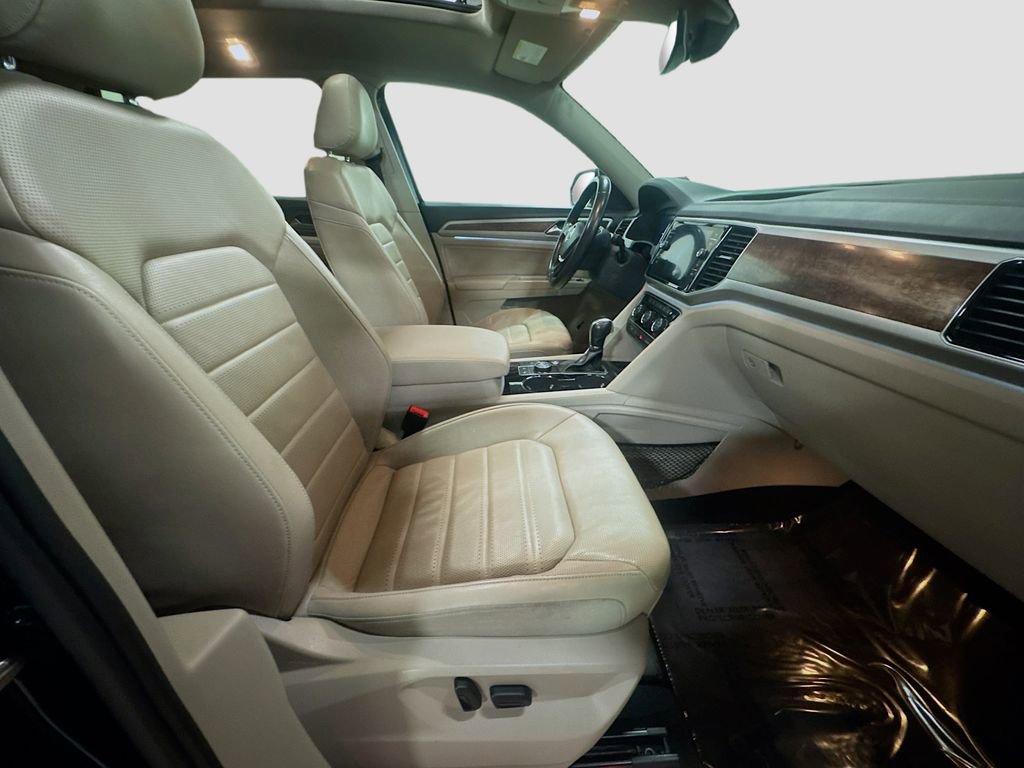 Used 2018 Volkswagen Atlas SEL Premium image 39