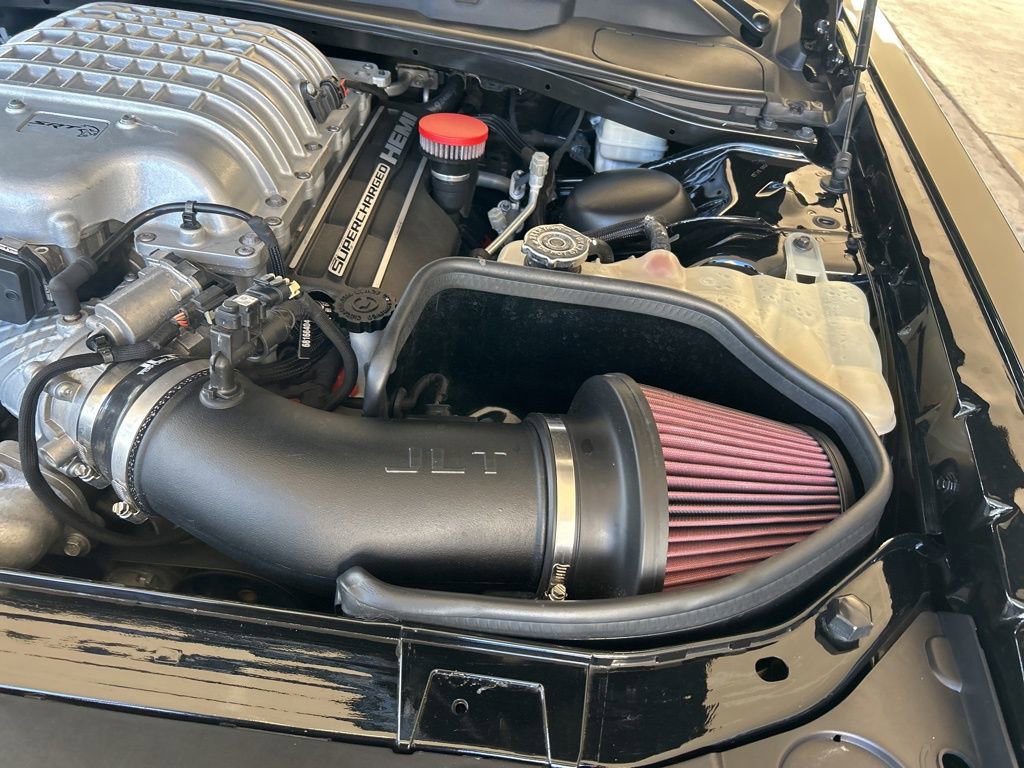 Used 2015 Dodge Challenger SRT Hellcat image 13