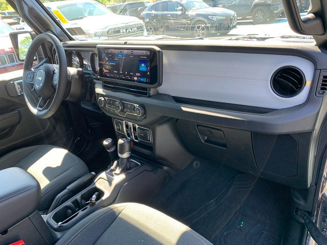 Certified 2025 Jeep Wrangler Unlimited Sport AWD/4WD image 13