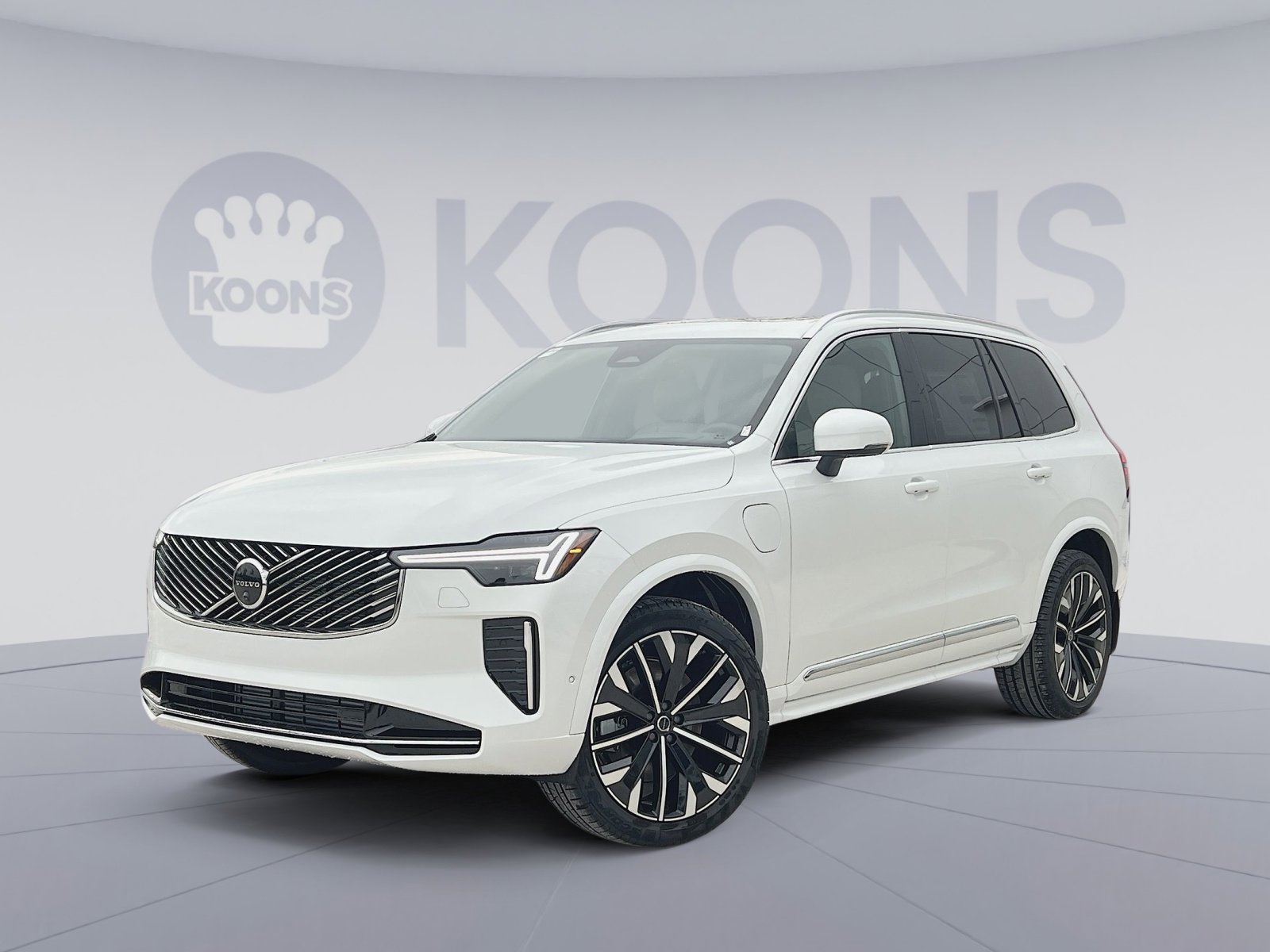 New 2026 Volvo XC90 T8 Ultra w/ Protection Package image 1