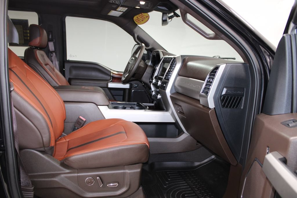 Used 2020 Ford F250 King Ranch w/ King Ranch Ultimate Package AWD/4WD image 31