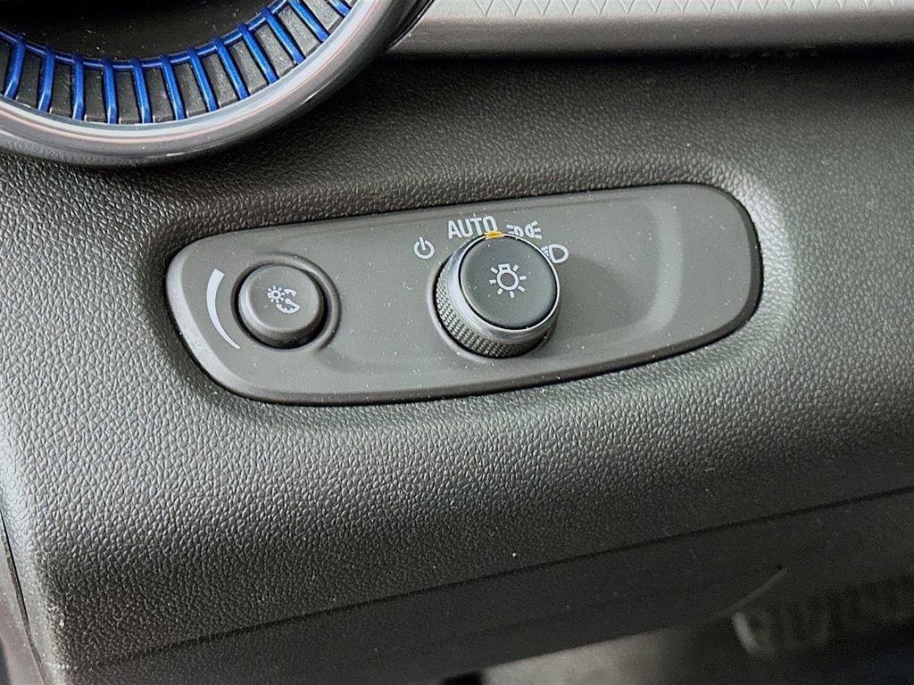 Used 2024 Chevrolet Trax LT image 16