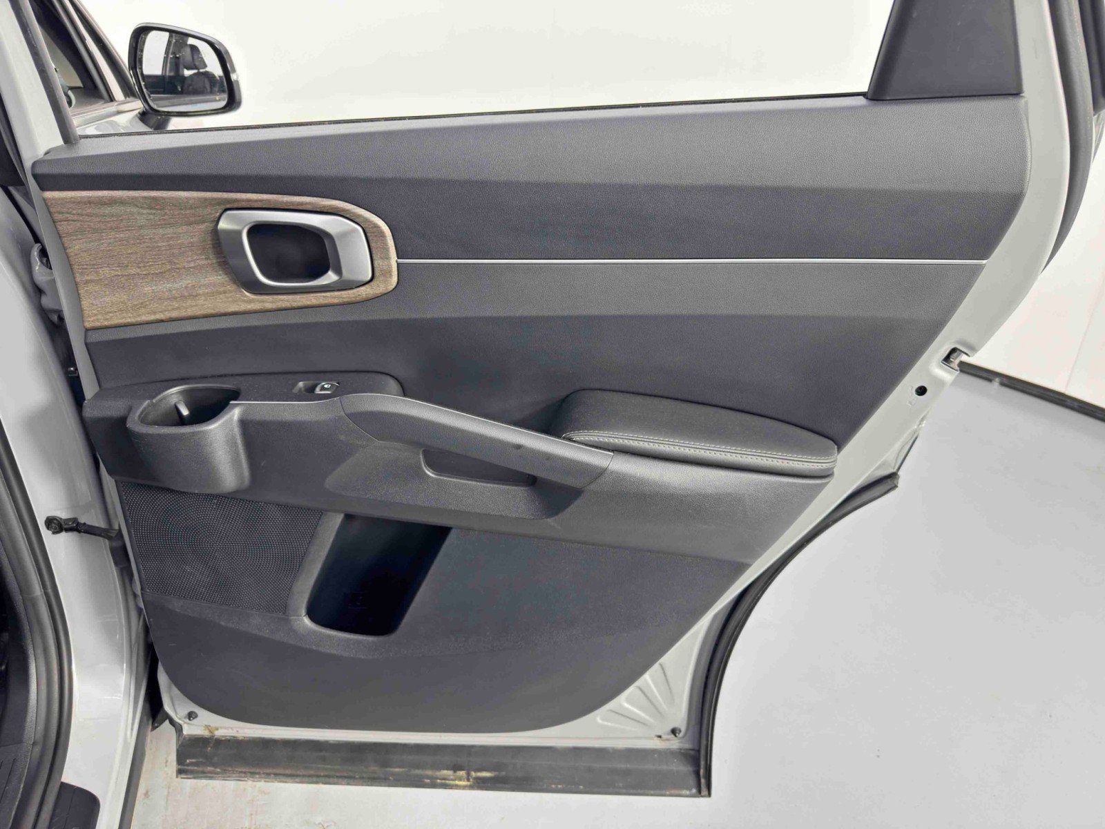 Used 2022 Kia Sorento X-Line EX image 43