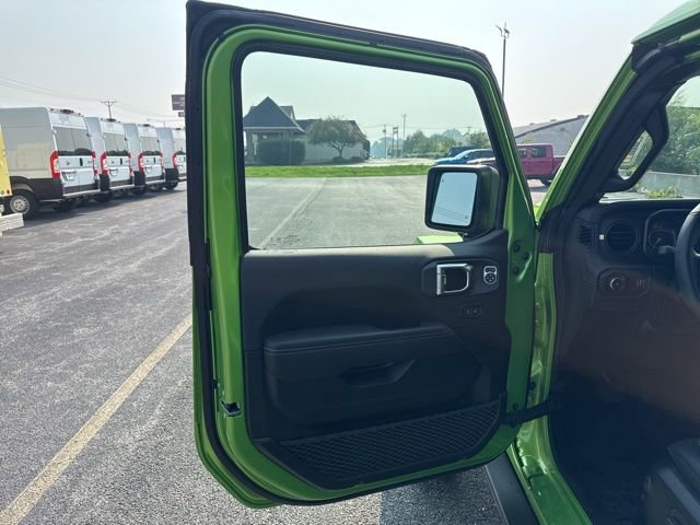 Used 2025 Jeep Wrangler Unlimited Rubicon 392 image 20