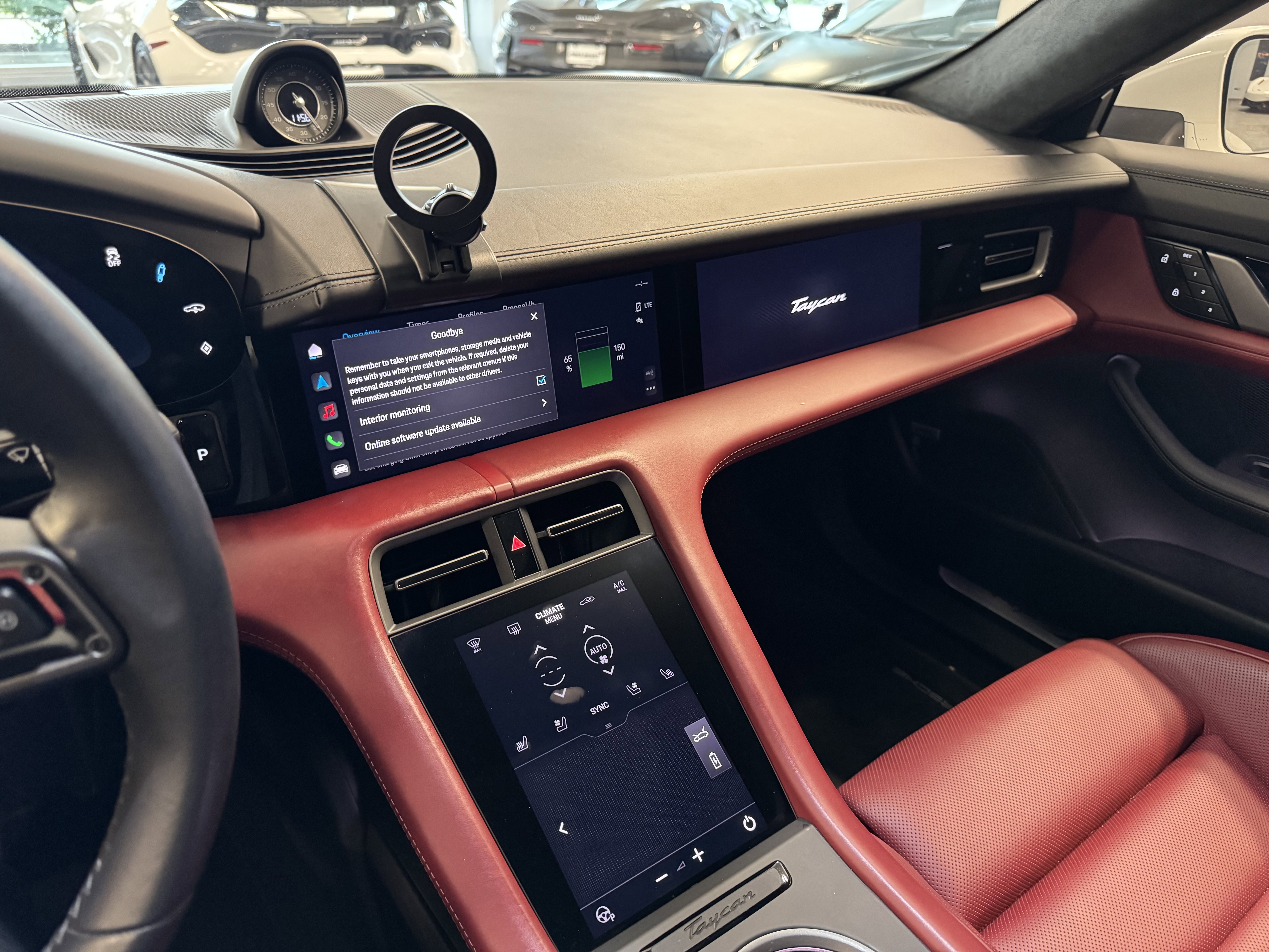 Used 2022 Porsche Taycan image 13