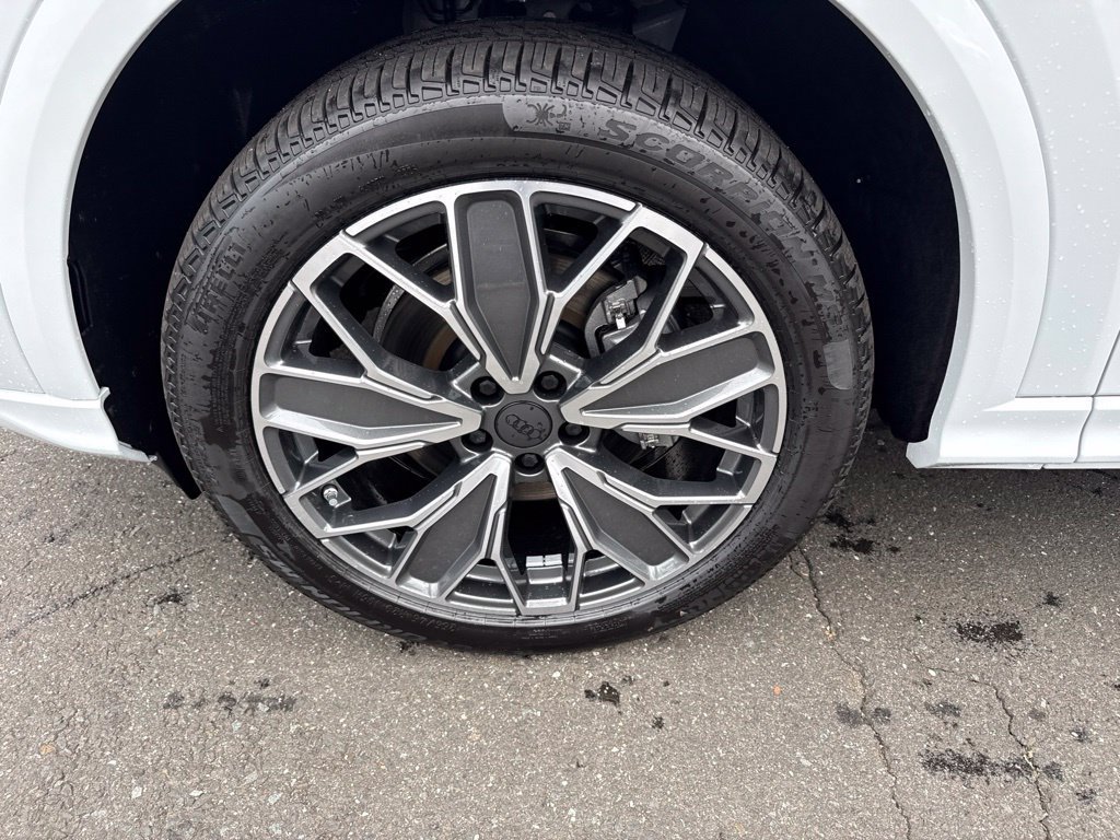 New 2026 Audi Q5 Premium Plus AWD/4WD image 10