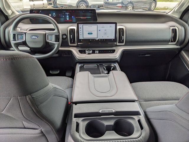Certified 2025 Ford Expedition Max Active RWD image 14