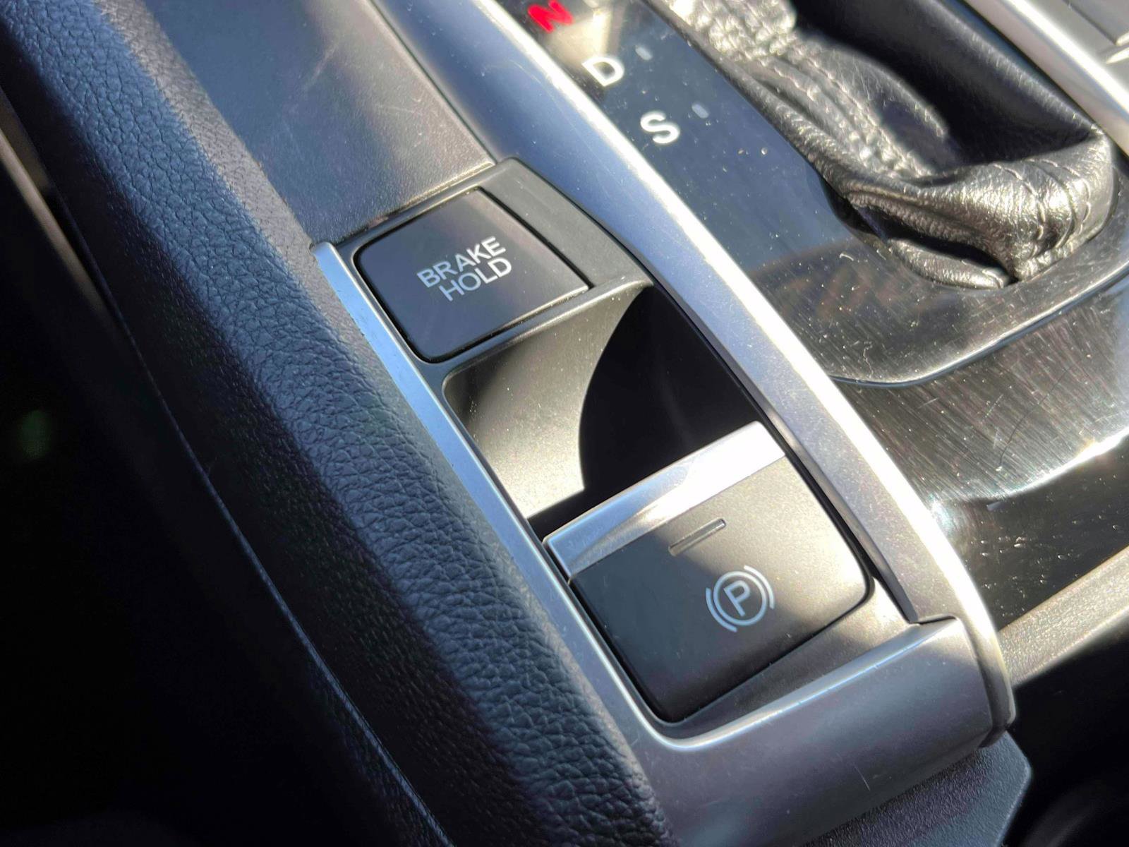 Used 2020 Honda Civic Sport image 29