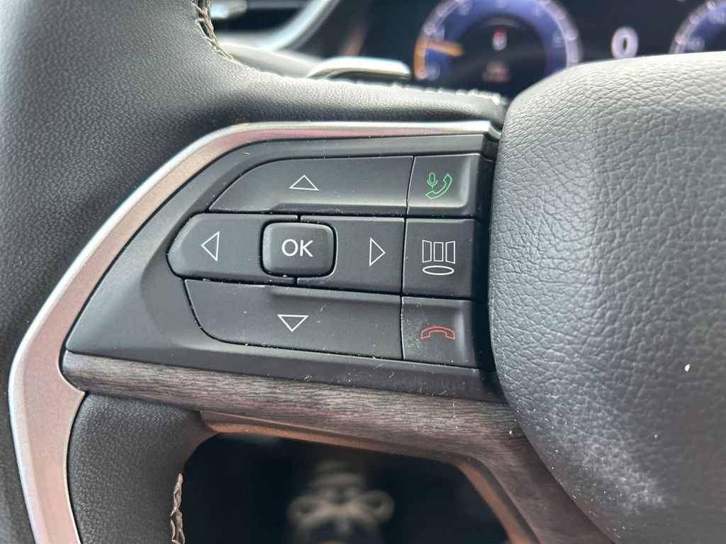 Certified 2024 Jeep Grand Cherokee L Limited RWD image 26