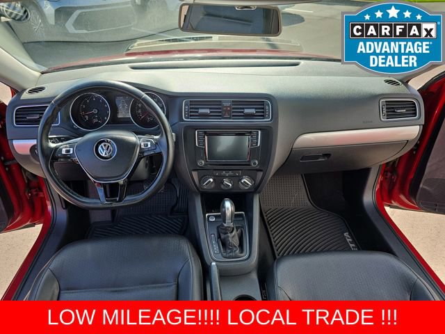 Used 2017 Volkswagen Jetta SE image 13