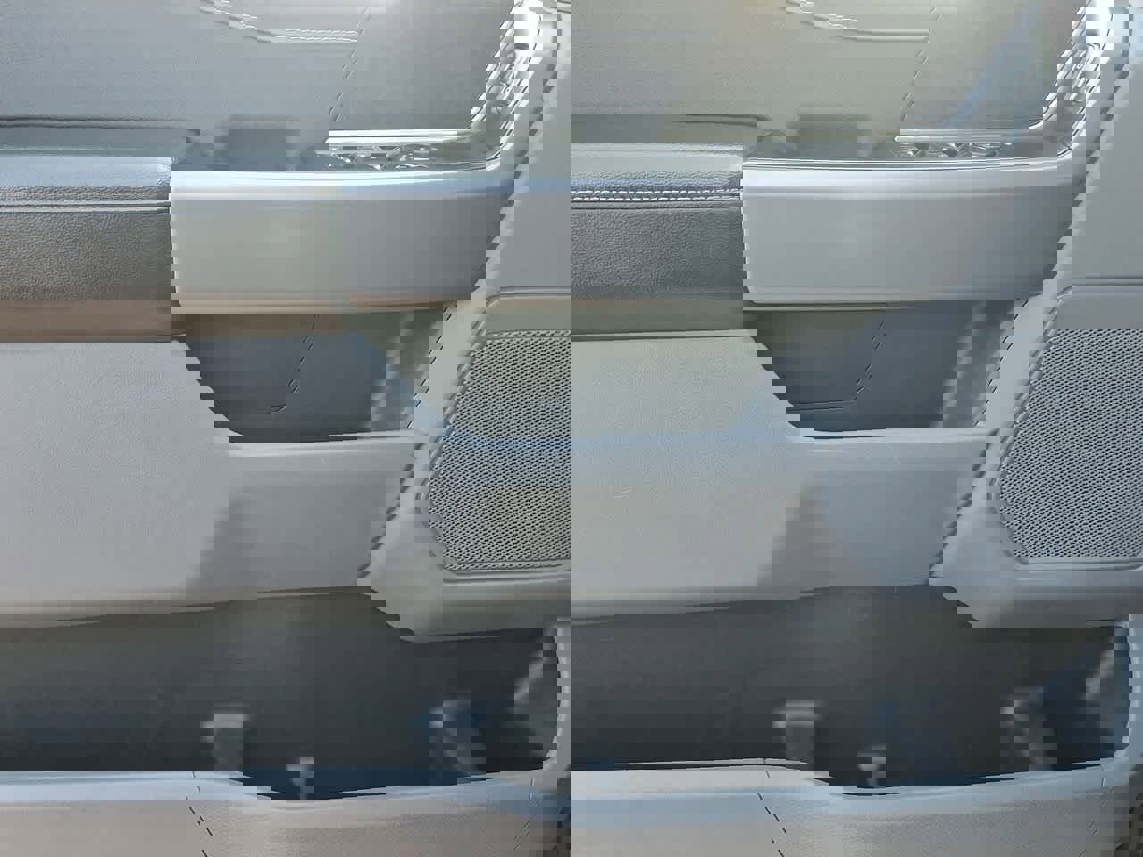 Used 2025 Ford F150 XLT w/ Equipment Group 301A Standard image 16