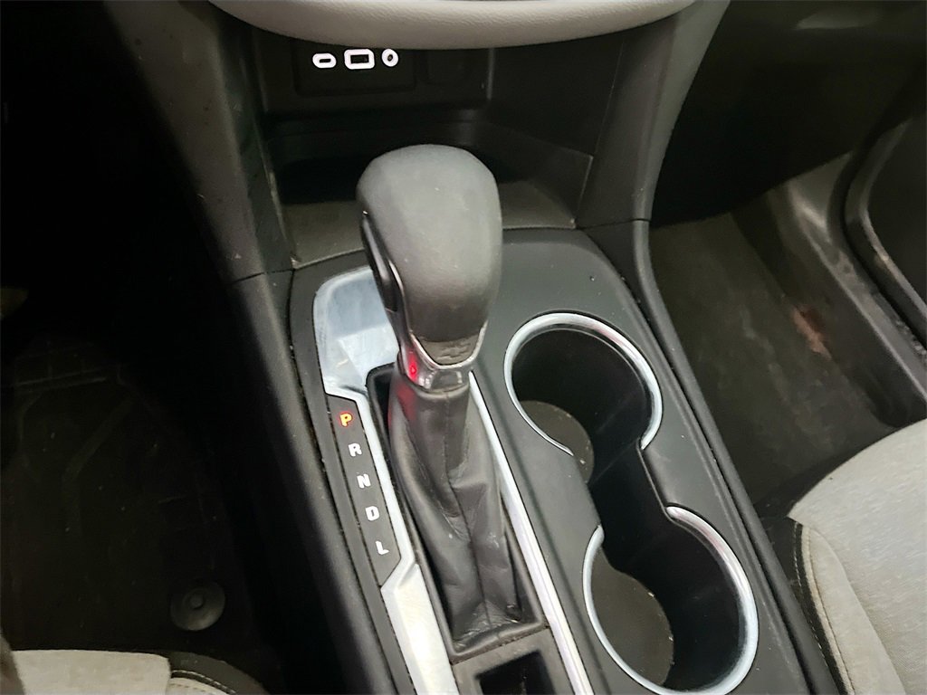 Used 2022 Chevrolet Equinox LS w/ LS Convenience Package image 16