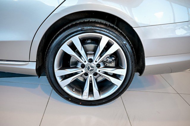 Used 2019 Mercedes-Benz C 300 4MATIC Sedan w/ Multimedia Package image 35