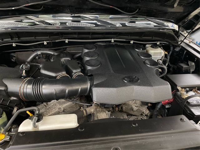 Used 2010 Toyota FJ Cruiser 4WD image 12