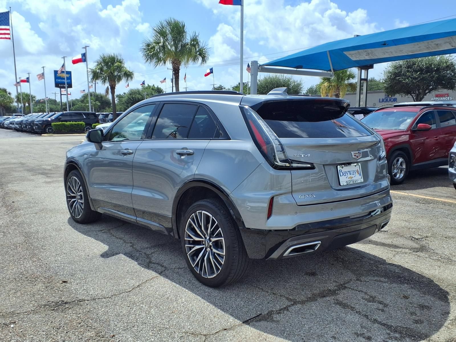 Used 2024 Cadillac XT4 Sport FWD image 23
