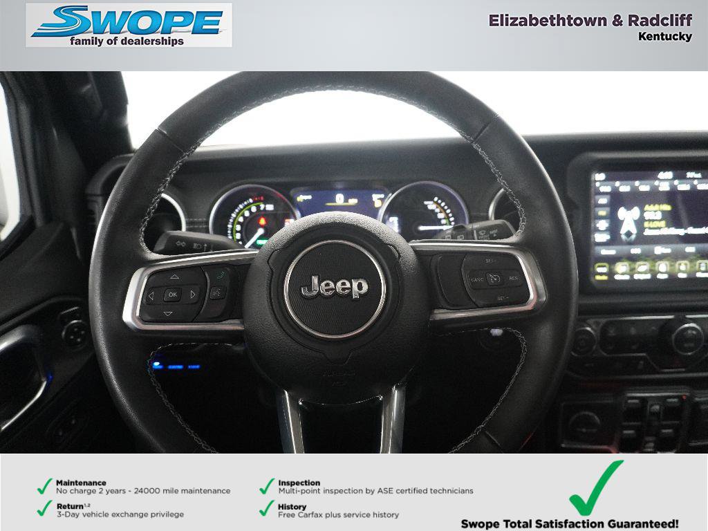 Used 2022 Jeep Wrangler Unlimited Sahara w/ Cold Weather Group AWD/4WD image 17