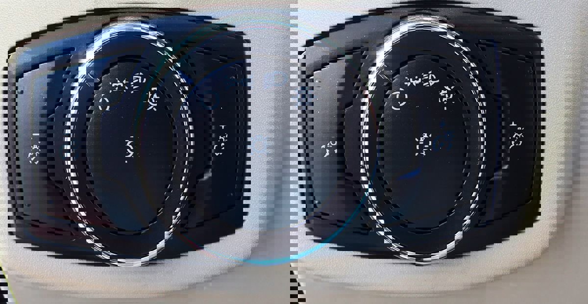 Used 2019 Ford Fusion SE image 41