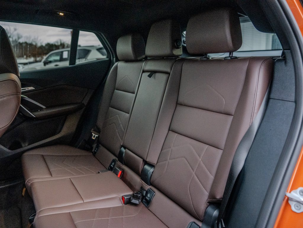 Used 2025 BMW X2 xDrive28i image 21