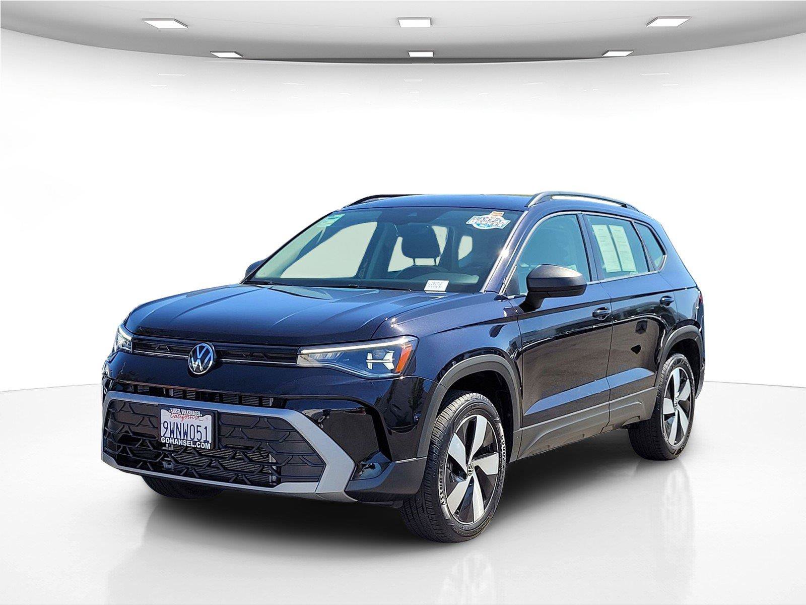 Certified 2025 Volkswagen Taos S AWD/4WD image 10