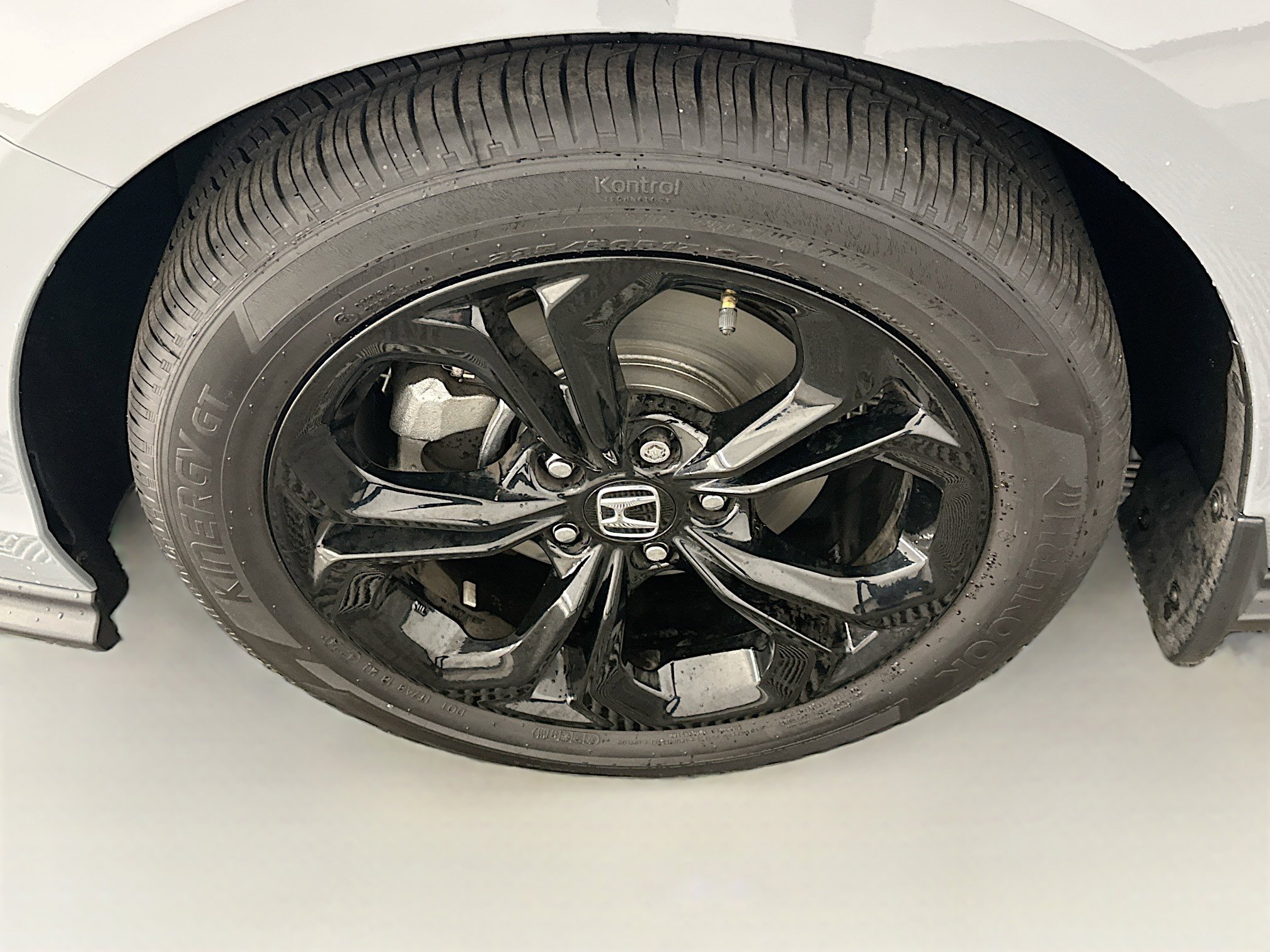 Used 2025 Honda Accord SE image 11