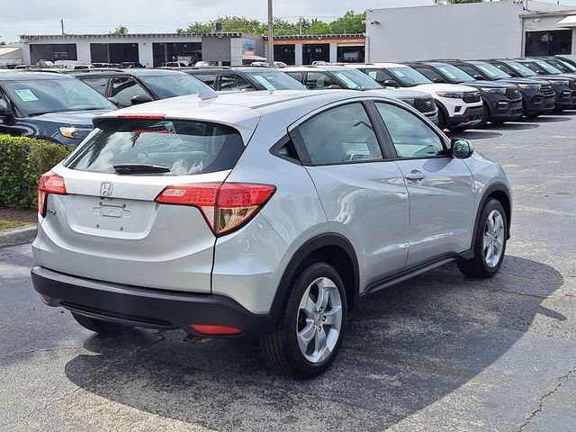 Used 2016 Honda HR-V LX image 3