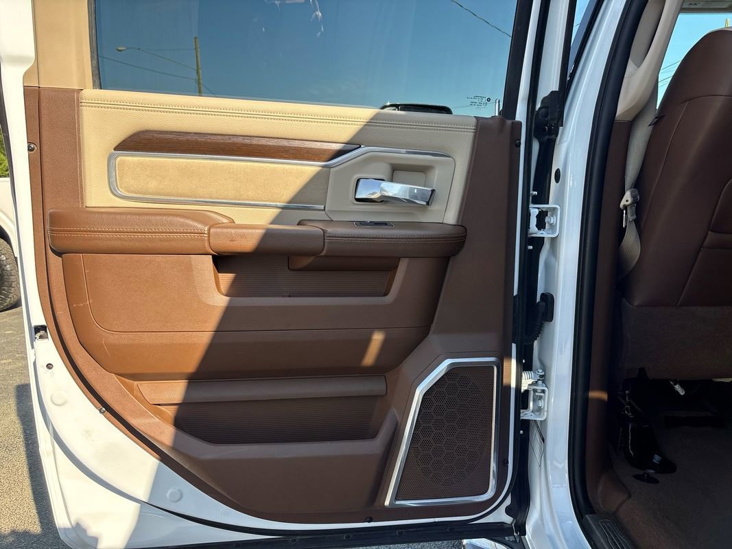 Used 2022 RAM 2500 Laramie w/ Rambox Utility Group image 20