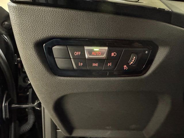 Used 2023 BMW 230i 230i w/ Premium Package image 9