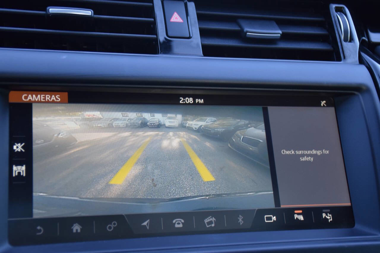 Used 2019 Land Rover Discovery SE AWD/4WD image 21