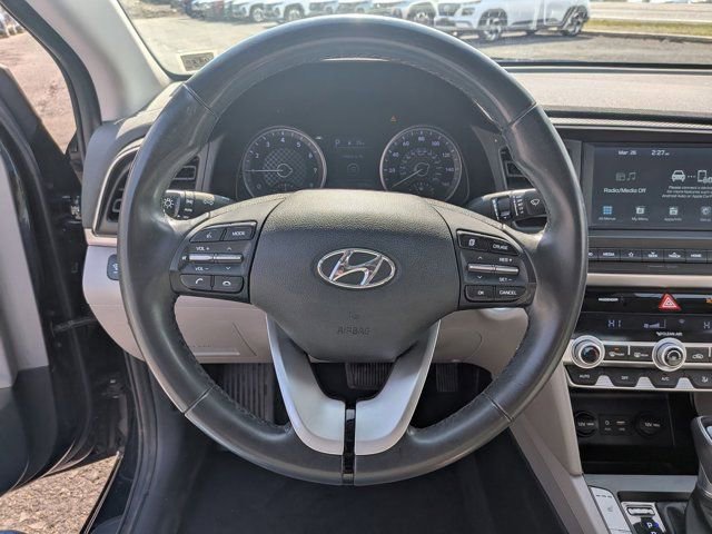 Used 2020 Hyundai Elantra Value Edition image 17