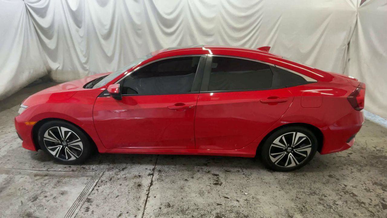 Used 2018 Honda Civic EX-T image 5