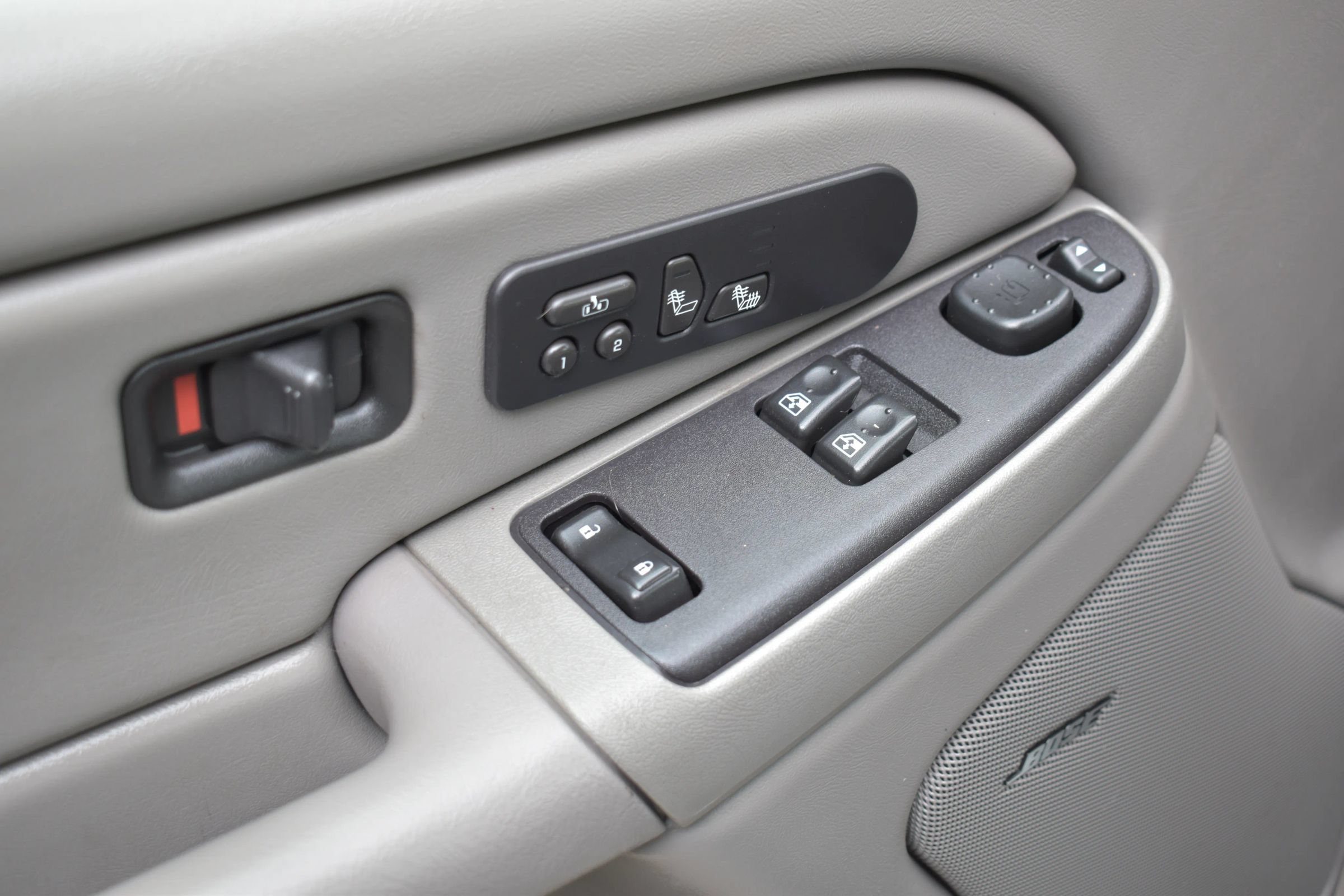 Used 2005 Chevrolet Silverado 2500 LT w/ Heavy-Duty Power Package AWD/4WD image 51