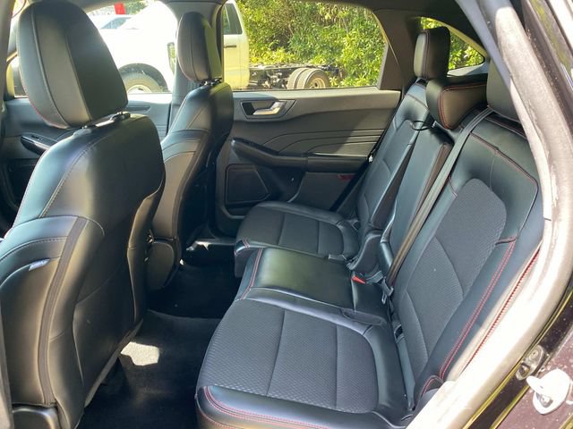 Used 2023 Ford Escape ST-Line w/ Tech Pack #1 FWD image 9