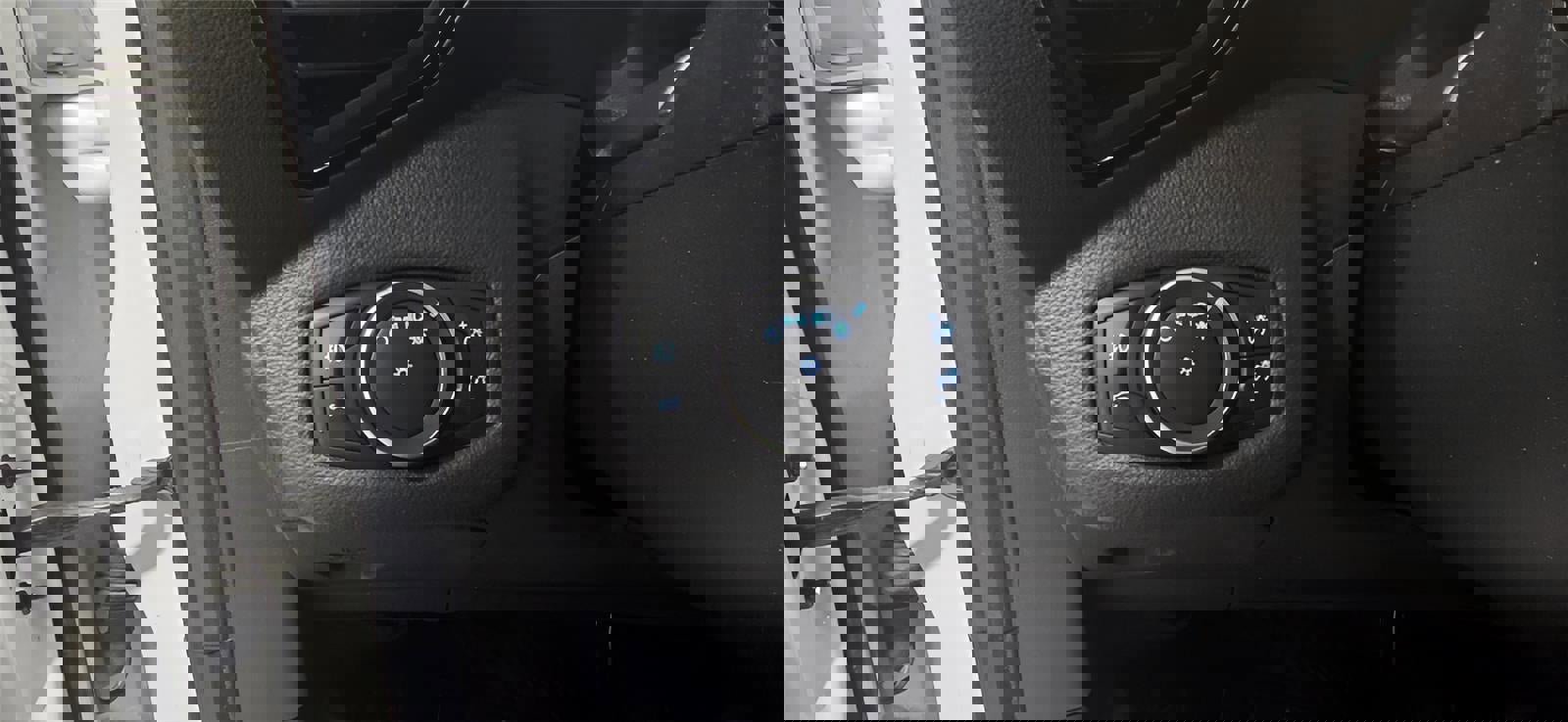 Used 2019 Ford Escape Titanium w/ U9j03 - Titanium Tow Package image 14