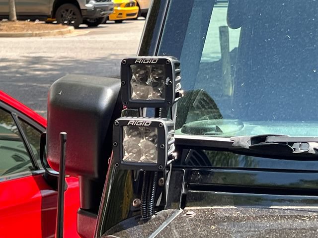 Used 2017 Jeep Wrangler Unlimited Sahara AWD/4WD image 12