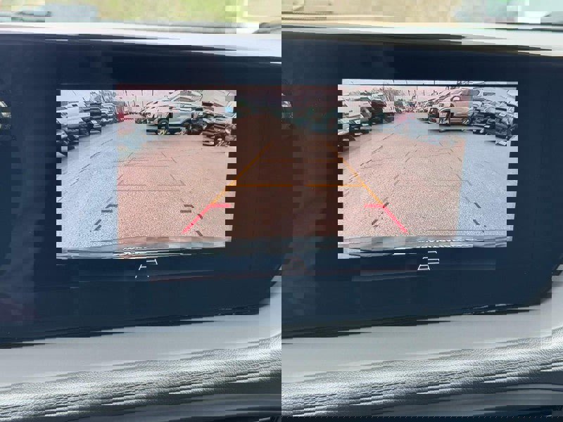 Used 2024 Buick Encore GX Sport Touring image 17