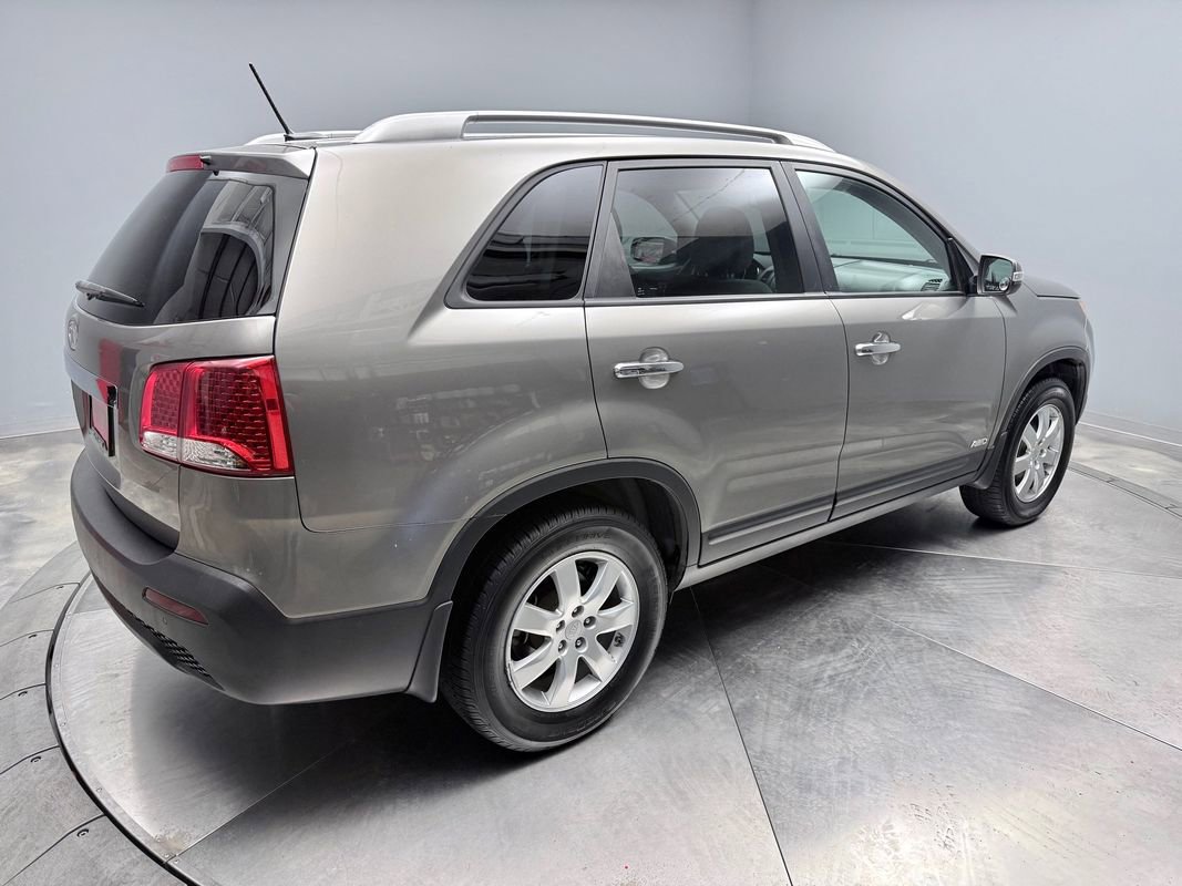 Used 2011 Kia Sorento LX w/ Convenience Pkg AWD/4WD image 5
