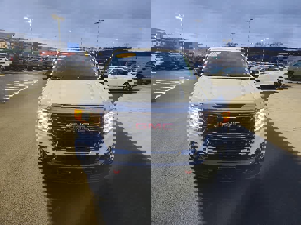 Used 2022 GMC Canyon AT4 w/ Trailering Package image 7