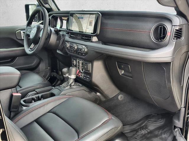 Used 2025 Jeep Gladiator Rubicon w/ Convenience Group AWD/4WD image 23